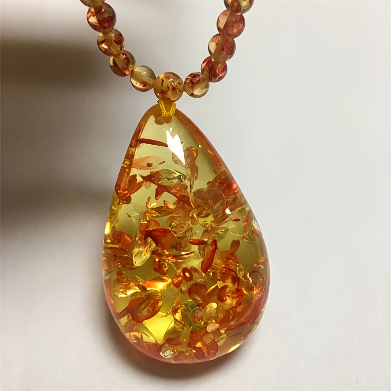 Women's Natural Baltic Amber Flower Water Drop Pendant Necklace